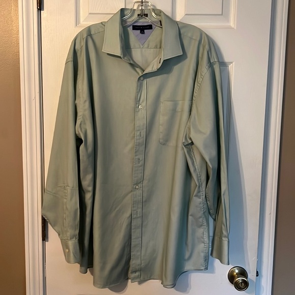 Tommy Hilfiger Men’s Long Sleeve Button Down Shirt - Picture 1 of 3